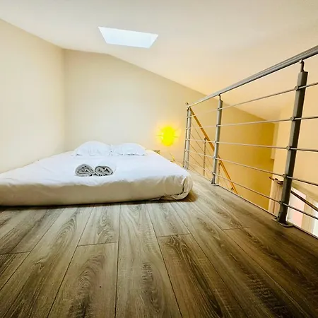 Maison Independante Stylee Climatisee 98m2 Centre *
