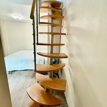 Maison Independante Climatisee 2chambres Et 1mezzanine 110m2 * ボルドー
