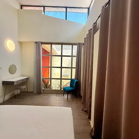 Maison Independante Climatisee 2chambres Et 1mezzanine 110m2 ボルドー