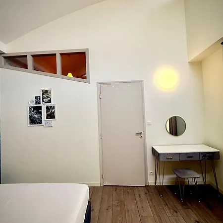 Maison Independante Climatisee 2chambres Et 1mezzanine 110m2 アパート
